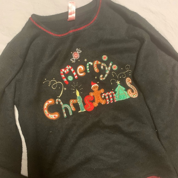 Christmas Sweater - Picture 1 of 4
